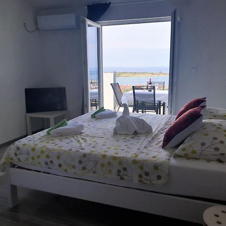 נובליה Villa Apartments Anifil מראה חיצוני תמונה